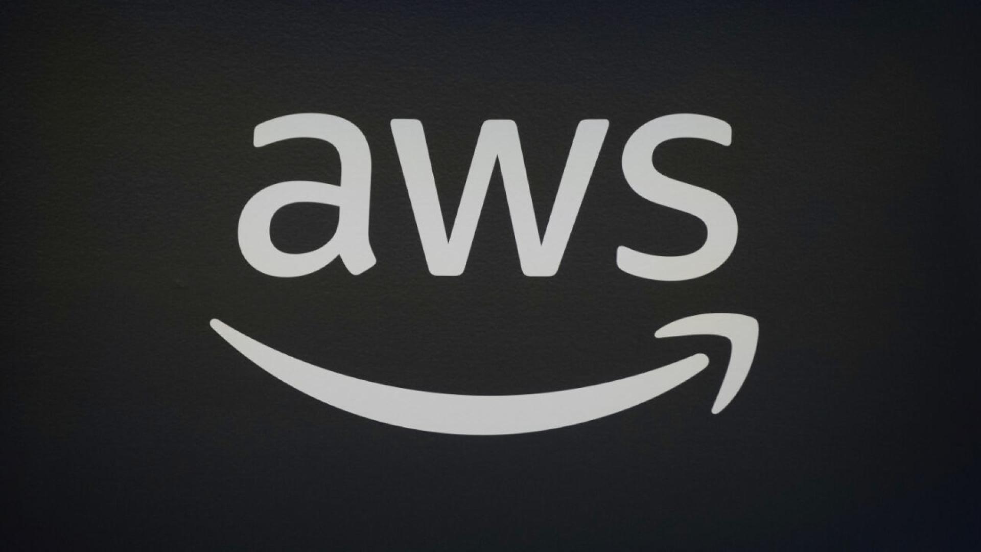 Panne mondiale d'AWS : Amazon Web Services et sites majeurs affectés ...