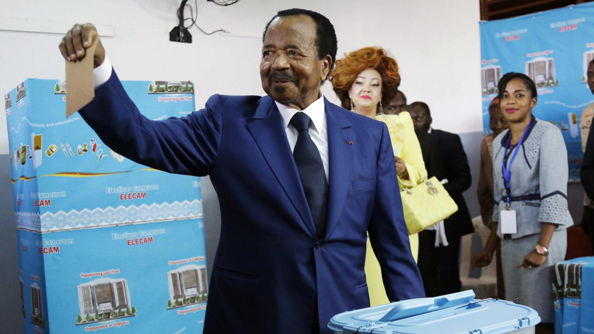 Paul Biya réélu président du Cameroun à 92 ans, résultats contestés ...