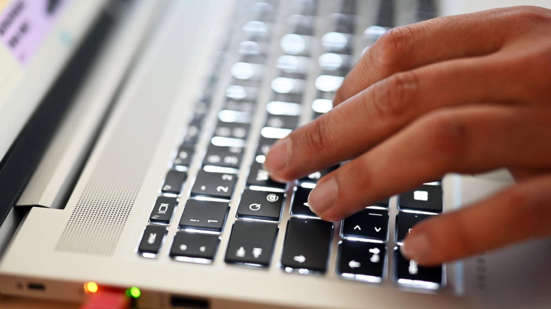 De plus en plus de gens se sentent exclus de l'univers numérique