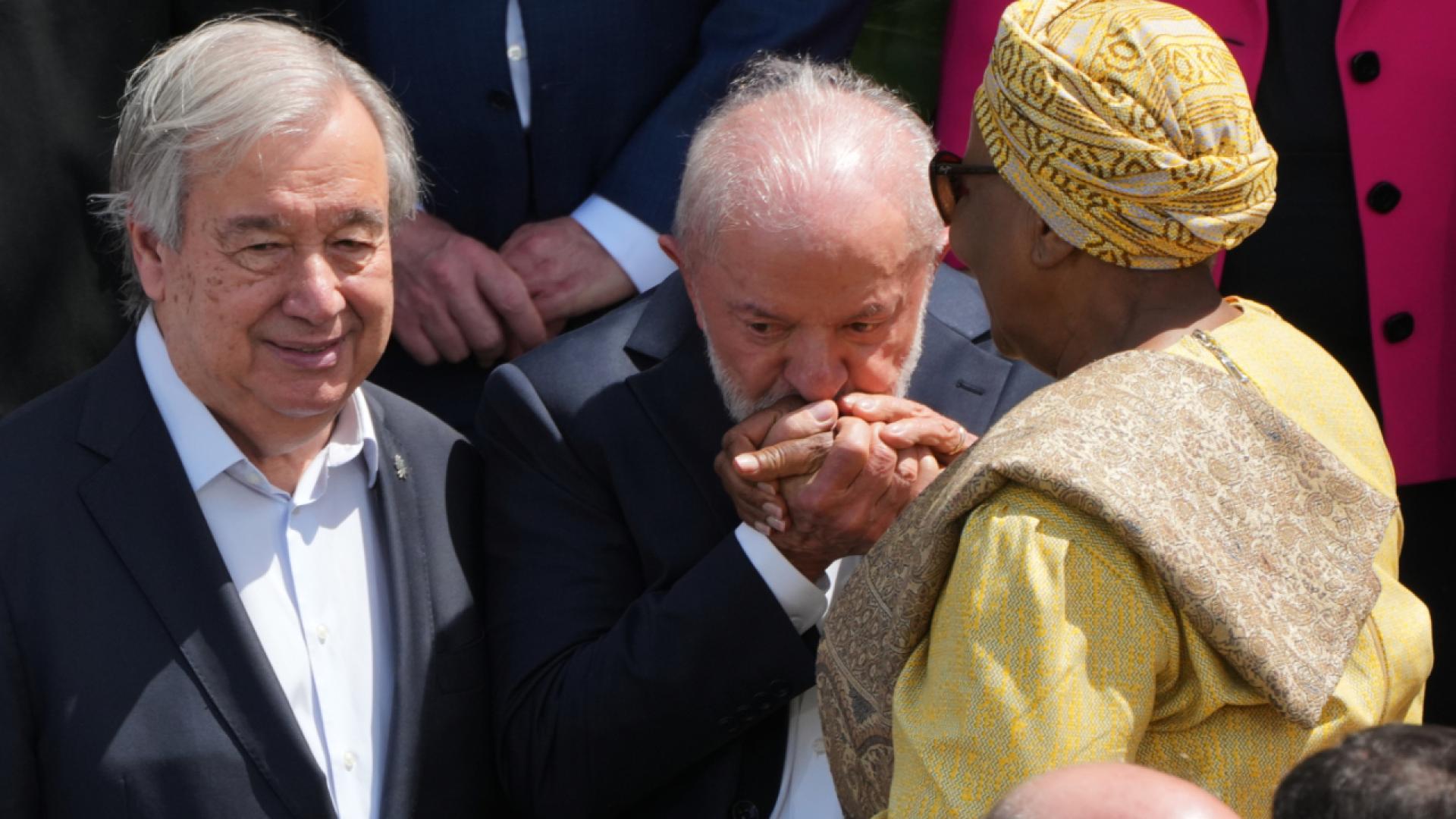 Transition énergétique au 2e jour du sommet précédant la COP30