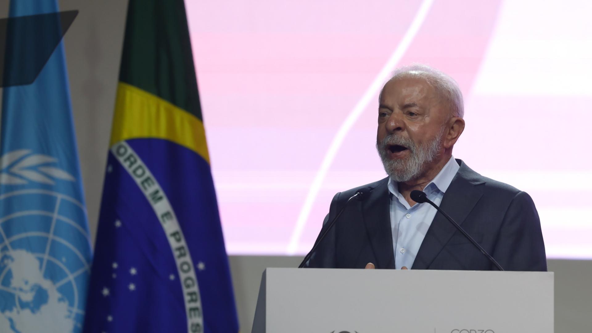 COP30: Lula dénonce les "négationnistes" du climat