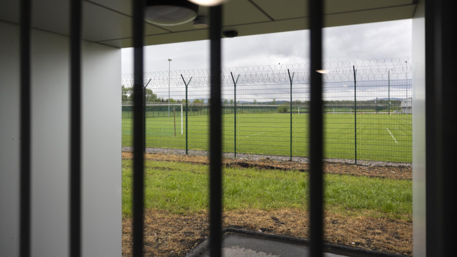 Fribourg va réduire la durée maximale de l’isolement disciplinaire