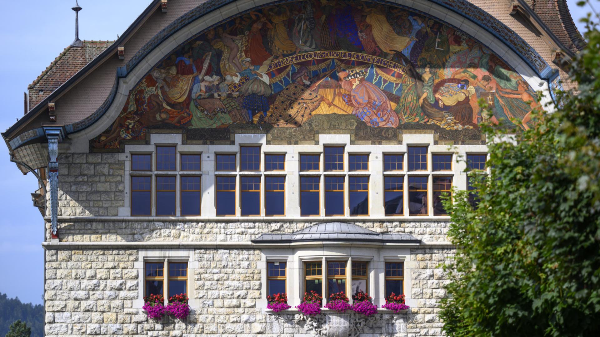 Neuchâtel, Le Locle et Chaux-de-Fonds contre la violence de genre