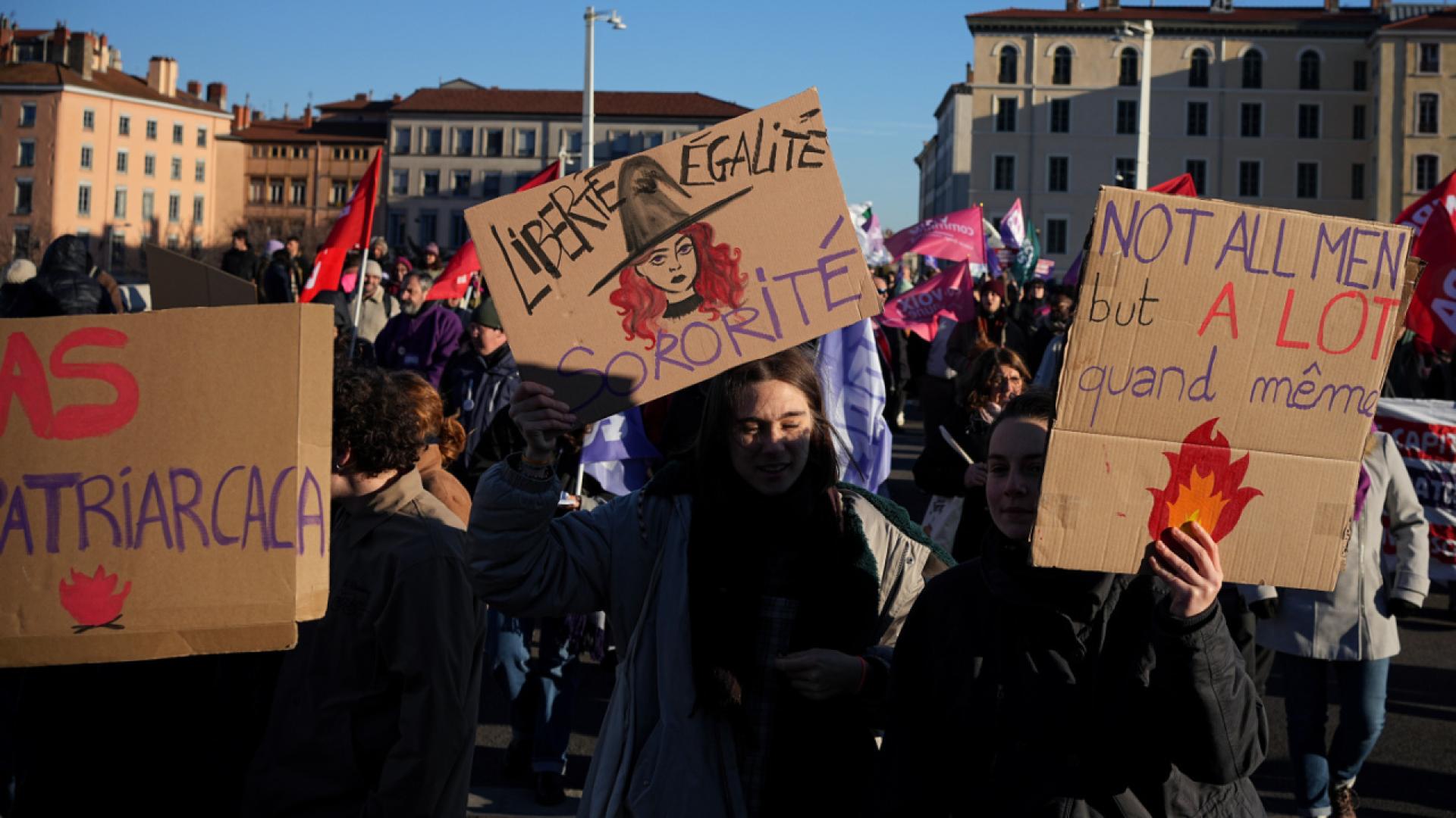 Manifestations contre les violences faites aux femmes en France