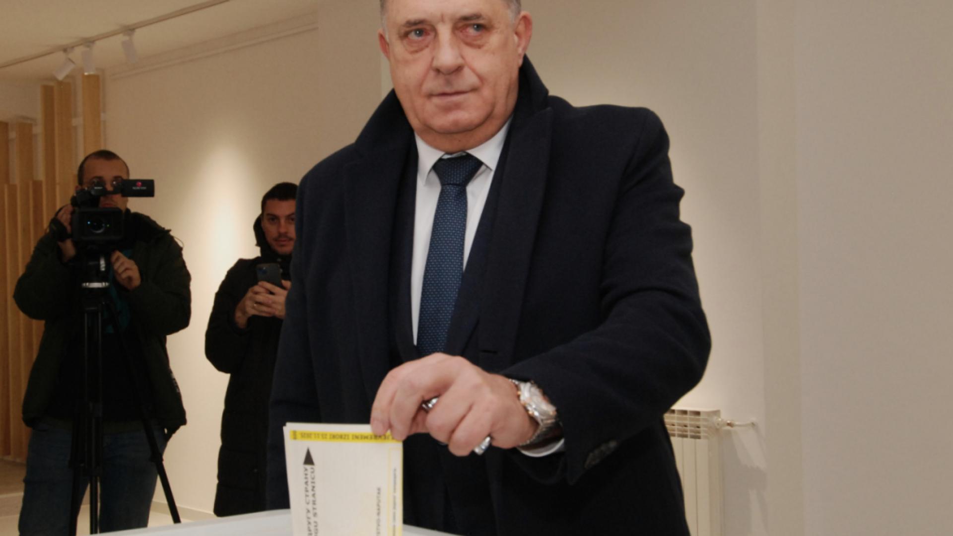 L'entité serbe de Bosnie élit son président