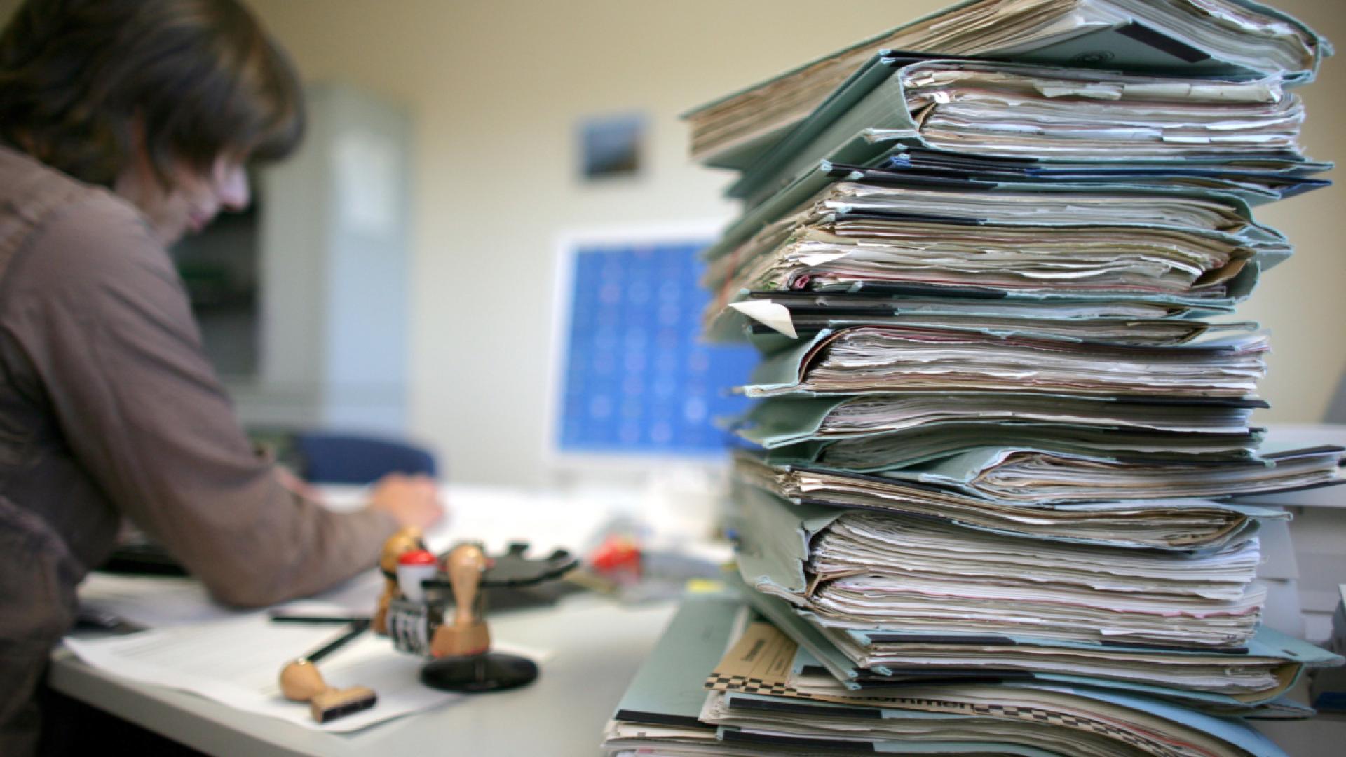 Economie: la Suisse sommée de réduire le fardeau administratif