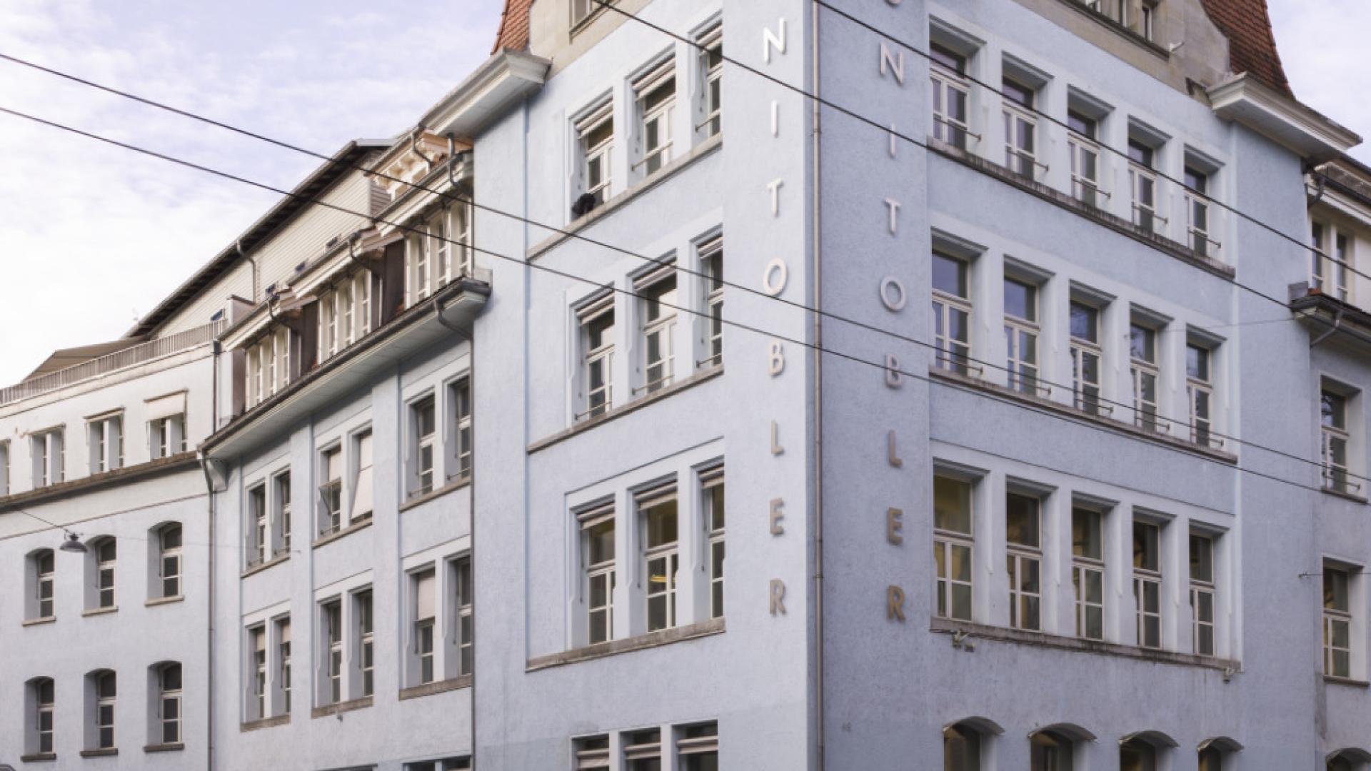 Hausse de 100 francs de la taxe d'études à l'Université de Berne